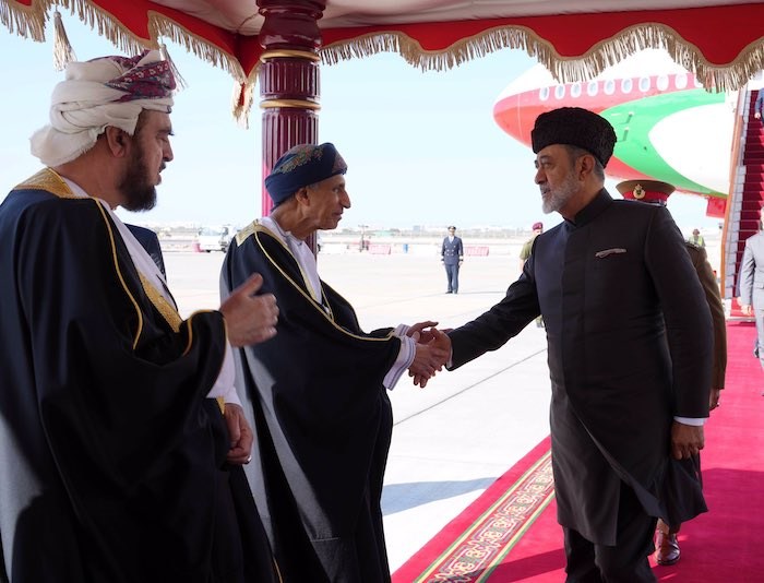 In Pictures: His Majesty Returns to Oman After India Visit