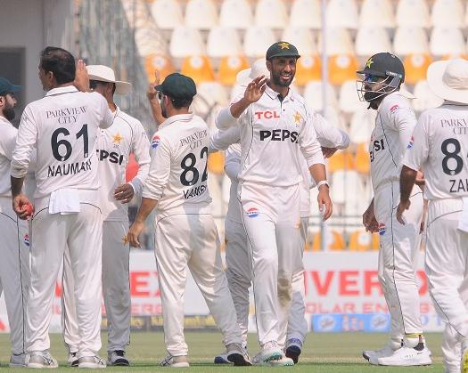 Pakistan Beat England By 152 Runs In The Second Test