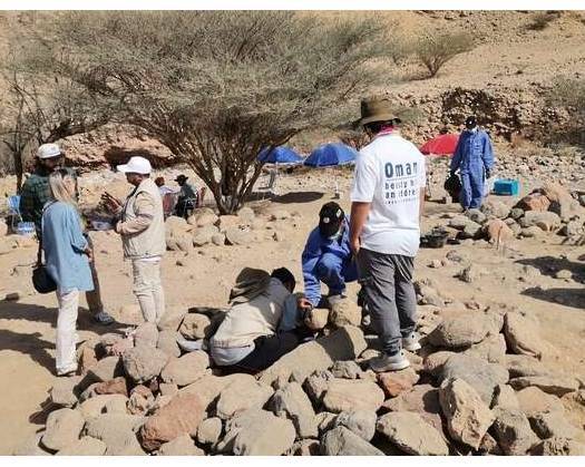 Joint GCC Team Carries Out Excavation Work At Sanab Village To Collect Artefacts