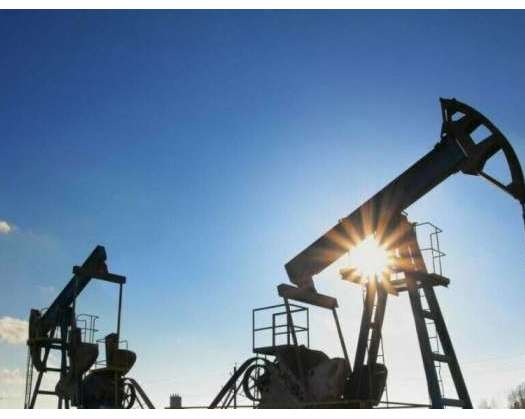 Oil Prices Fall On Fears Of Higher Output, Lower Demand