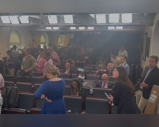 White House Security Breach Prompts Brief Lockdown