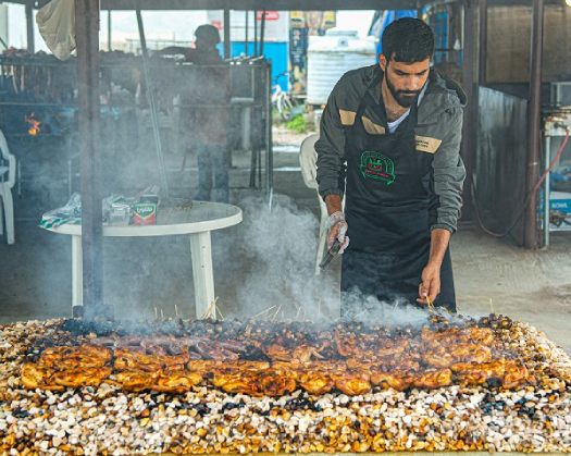 Tourists Get A Unique Dining Experience In Dhofar During The Khareef Season