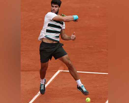French Open: Carlos Alcaraz Kicks Off Title Defence With Flashy Win Over Giulio Zeppieri