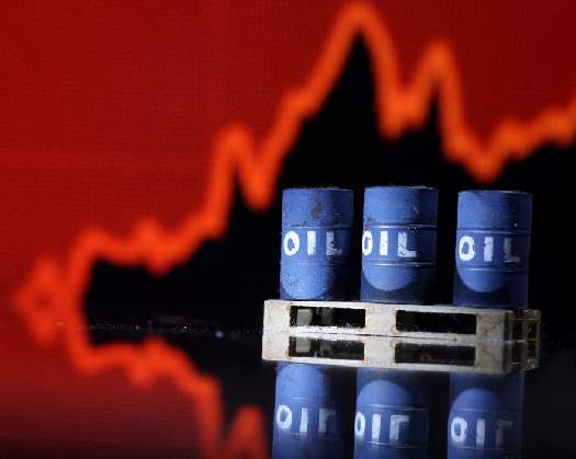 Oil Rise As ME Attacks Heighten Supply Concerns