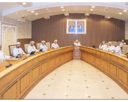 Al Dhahira Municipal Council Discusses Development Of Housing Schemes, Investment Opportunities In Usufruct Lands