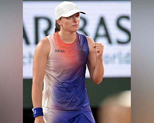 French Open: Iga Swiatek Kickstarts Title Defence With Win