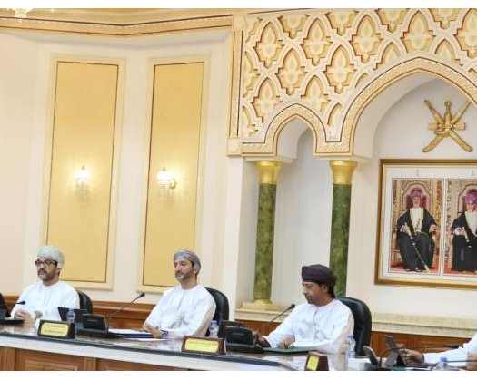 Muscat Municipal Council Holds Meeting