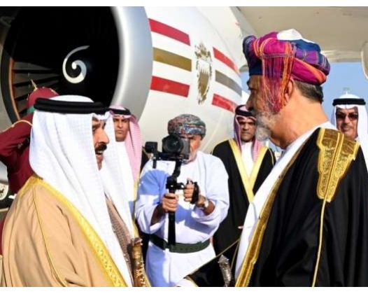 King Of Bahrain Arrives In Oman