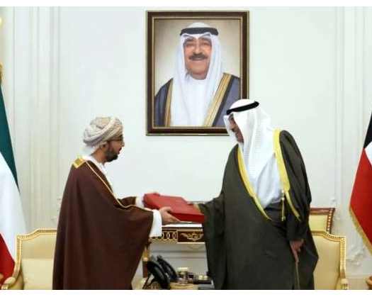 HM The Sultan Sends Written Message To Emir Of Kuwait