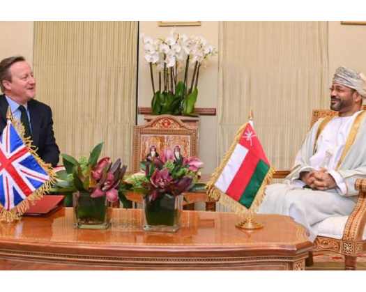Sayyid Badr Receives British Foreign Secretary