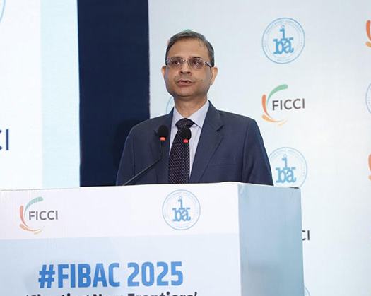 RBI Governor Urges Banks, Corporates To Spark Investment Cycle